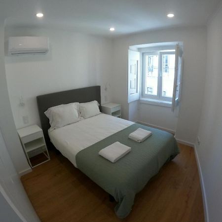 Lisbon, Renovated T2 Apartment Near Rossio Luaran gambar