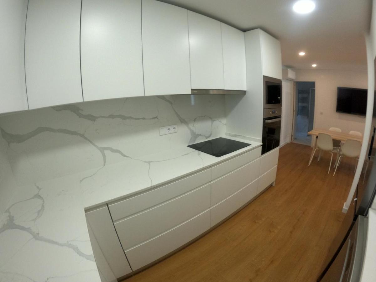 Lisbon, Renovated T2 Apartment Near Rossio Luaran gambar