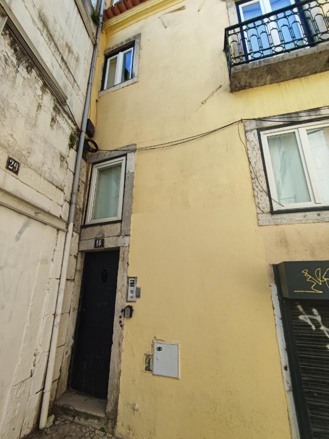Lisbon, Renovated T2 Apartment Near Rossio Luaran gambar